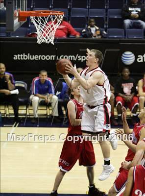 Thumbnail 2 in San Leandro vs Monte Vista (Salesian-Pinole Valley Holiday Classic) photogallery.
