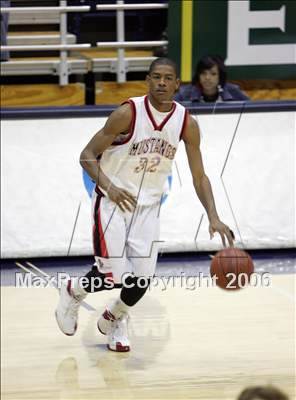 Thumbnail 2 in San Leandro vs Monte Vista (Salesian-Pinole Valley Holiday Classic) photogallery.