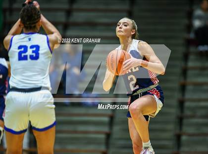 Thumbnail 1 in Mishawaka Marian vs Bedford (North Lawrence Hall of Fame Classic) photogallery.