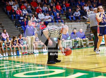 Thumbnail 1 in Mishawaka Marian vs Bedford (North Lawrence Hall of Fame Classic) photogallery.