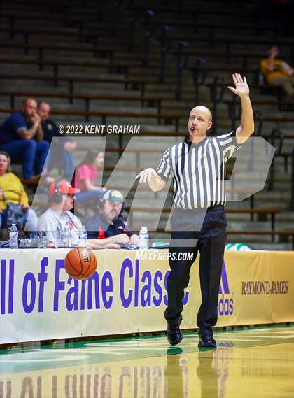 Thumbnail 1 in Mishawaka Marian vs Bedford (North Lawrence Hall of Fame Classic) photogallery.
