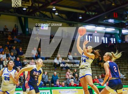 Thumbnail 1 in Mishawaka Marian vs Bedford (North Lawrence Hall of Fame Classic) photogallery.