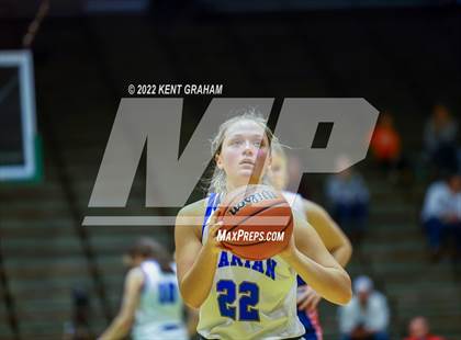 Thumbnail 3 in Mishawaka Marian vs Bedford (North Lawrence Hall of Fame Classic) photogallery.