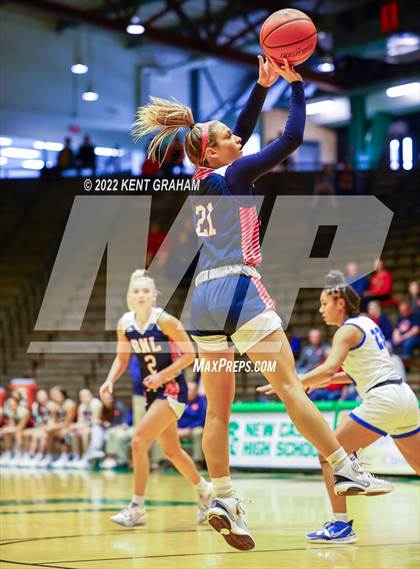 Thumbnail 3 in Mishawaka Marian vs Bedford (North Lawrence Hall of Fame Classic) photogallery.
