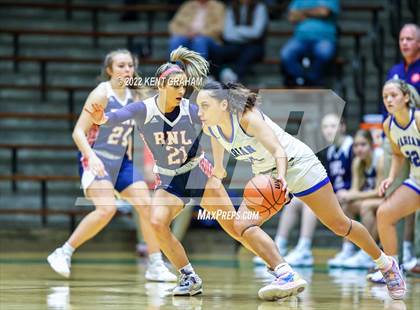 Thumbnail 2 in Mishawaka Marian vs Bedford (North Lawrence Hall of Fame Classic) photogallery.