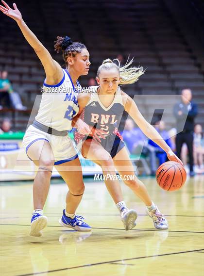 Thumbnail 1 in Mishawaka Marian vs Bedford (North Lawrence Hall of Fame Classic) photogallery.