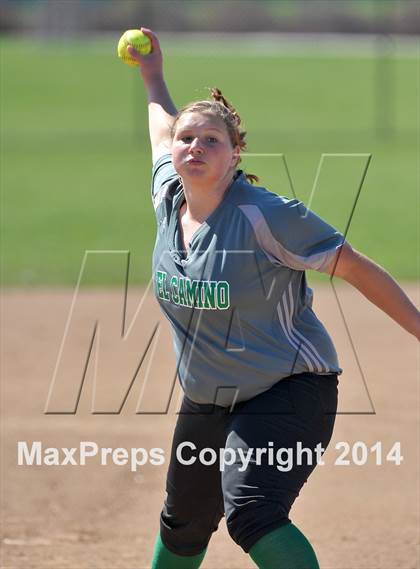 Thumbnail 3 in Cosumnes Oaks vs. El Camino (Victory Pre-Season T.O.C.) photogallery.