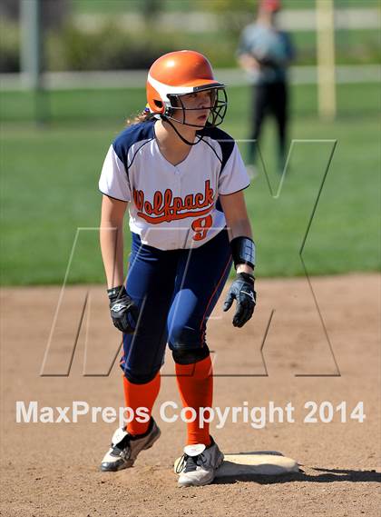 Thumbnail 1 in Cosumnes Oaks vs. El Camino (Victory Pre-Season T.O.C.) photogallery.