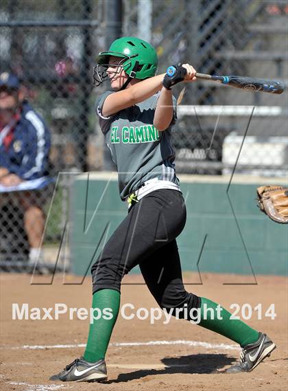 Thumbnail 2 in Cosumnes Oaks vs. El Camino (Victory Pre-Season T.O.C.) photogallery.
