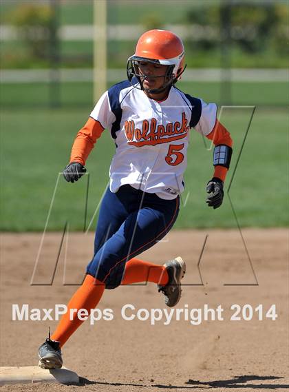 Thumbnail 1 in Cosumnes Oaks vs. El Camino (Victory Pre-Season T.O.C.) photogallery.