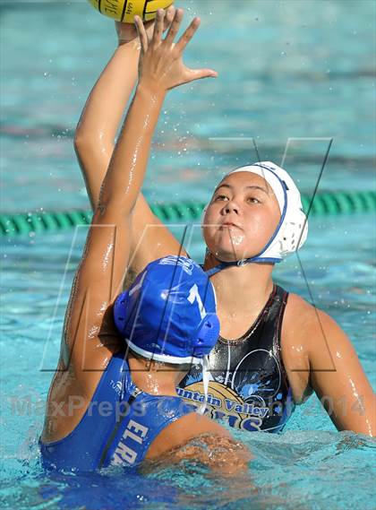 Thumbnail 3 in El Rancho vs Fountain Valley (Western Tournament) photogallery.