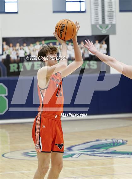 Thumbnail 1 in Mountain Crest @ Ridgeline (Sophomore) photogallery.