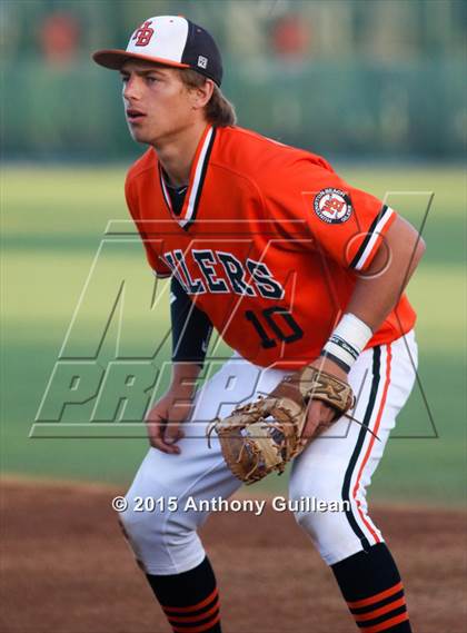 Thumbnail 2 in Mater Dei vs Huntington Beach (Boras Classic South Bracket) photogallery.