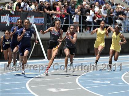 Thumbnail 2 in CIF SS Masters Track & Field Championships (Girls/Boys 4 x 100) photogallery.