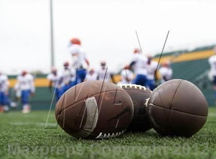 Thumbnail 1 in Attica vs. Hornell photogallery.