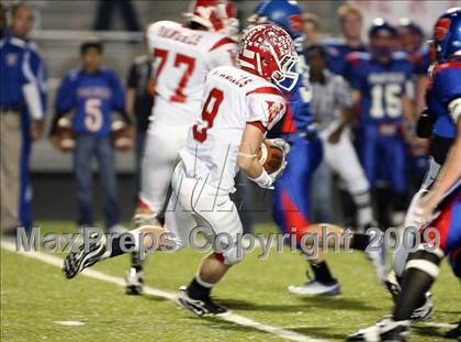Thumbnail 1 in Van vs. Ford (Texas Bi-District Playoffs) photogallery.