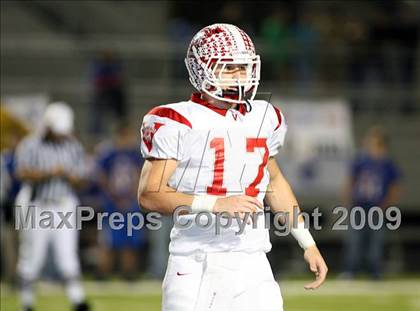 Thumbnail 3 in Van vs. Ford (Texas Bi-District Playoffs) photogallery.