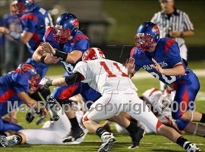Thumbnail 3 in Van vs. Ford (Texas Bi-District Playoffs) photogallery.
