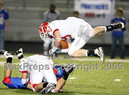 Thumbnail 3 in Van vs. Ford (Texas Bi-District Playoffs) photogallery.