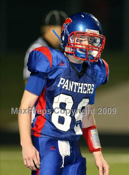 Thumbnail 2 in Van vs. Ford (Texas Bi-District Playoffs) photogallery.