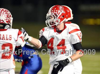 Thumbnail 2 in Van vs. Ford (Texas Bi-District Playoffs) photogallery.