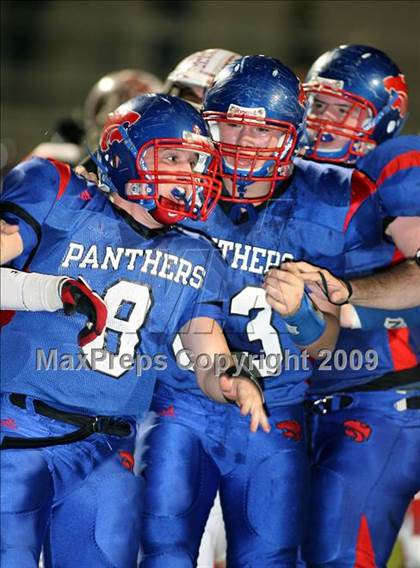 Thumbnail 1 in Van vs. Ford (Texas Bi-District Playoffs) photogallery.