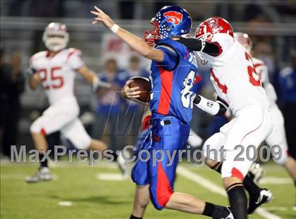 Thumbnail 1 in Van vs. Ford (Texas Bi-District Playoffs) photogallery.