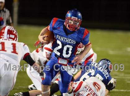 Thumbnail 2 in Van vs. Ford (Texas Bi-District Playoffs) photogallery.