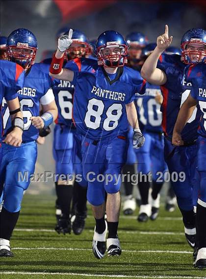 Thumbnail 1 in Van vs. Ford (Texas Bi-District Playoffs) photogallery.