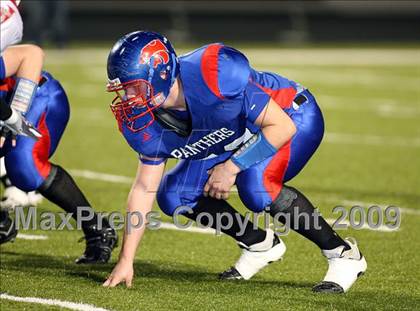Thumbnail 2 in Van vs. Ford (Texas Bi-District Playoffs) photogallery.
