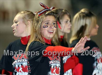 Thumbnail 1 in Van vs. Ford (Texas Bi-District Playoffs) photogallery.