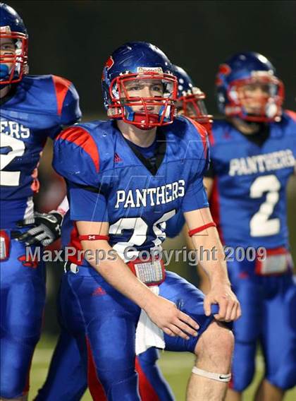 Thumbnail 1 in Van vs. Ford (Texas Bi-District Playoffs) photogallery.