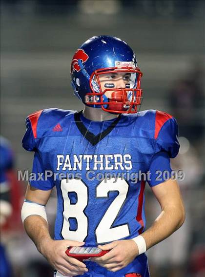 Thumbnail 2 in Van vs. Ford (Texas Bi-District Playoffs) photogallery.