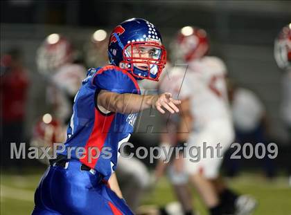 Thumbnail 2 in Van vs. Ford (Texas Bi-District Playoffs) photogallery.