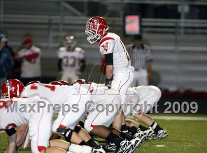 Thumbnail 2 in Van vs. Ford (Texas Bi-District Playoffs) photogallery.