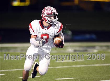 Thumbnail 1 in Van vs. Ford (Texas Bi-District Playoffs) photogallery.