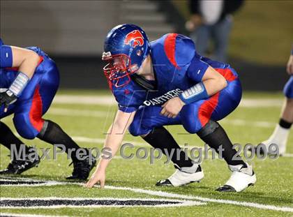 Thumbnail 3 in Van vs. Ford (Texas Bi-District Playoffs) photogallery.