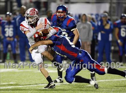 Thumbnail 1 in Van vs. Ford (Texas Bi-District Playoffs) photogallery.