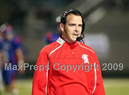 Thumbnail 2 in Van vs. Ford (Texas Bi-District Playoffs) photogallery.