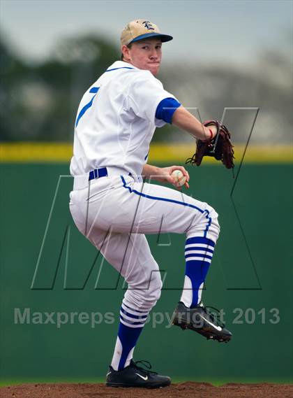 Thumbnail 1 in Episcopal @ Alvin (Pearland 1st Pitch Tournament) photogallery.