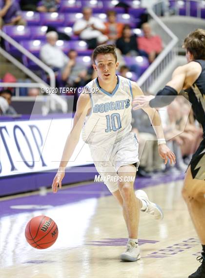 Thumbnail 3 in Desert Hills vs. Skyview (UHSAA 4A Semifinal) photogallery.