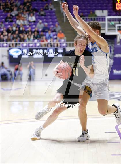 Thumbnail 2 in Desert Hills vs. Skyview (UHSAA 4A Semifinal) photogallery.