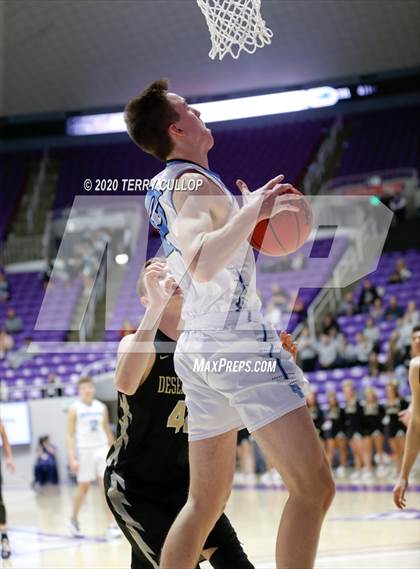 Thumbnail 2 in Desert Hills vs. Skyview (UHSAA 4A Semifinal) photogallery.