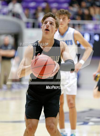 Thumbnail 2 in Desert Hills vs. Skyview (UHSAA 4A Semifinal) photogallery.