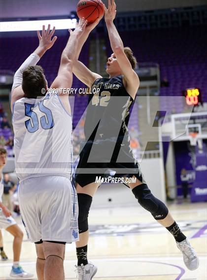 Thumbnail 1 in Desert Hills vs. Skyview (UHSAA 4A Semifinal) photogallery.