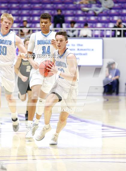 Thumbnail 2 in Desert Hills vs. Skyview (UHSAA 4A Semifinal) photogallery.