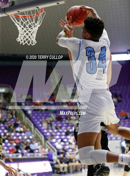Thumbnail 2 in Desert Hills vs. Skyview (UHSAA 4A Semifinal) photogallery.