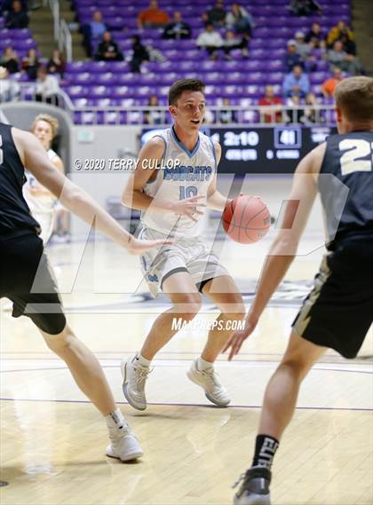 Thumbnail 3 in Desert Hills vs. Skyview (UHSAA 4A Semifinal) photogallery.
