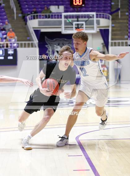 Thumbnail 3 in Desert Hills vs. Skyview (UHSAA 4A Semifinal) photogallery.