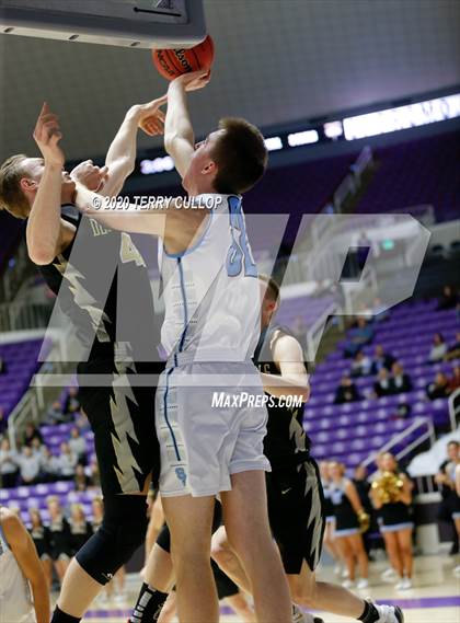 Thumbnail 3 in Desert Hills vs. Skyview (UHSAA 4A Semifinal) photogallery.